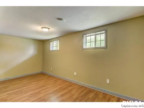 2000 E Converse St, Springfield, IL 62702 photo 19