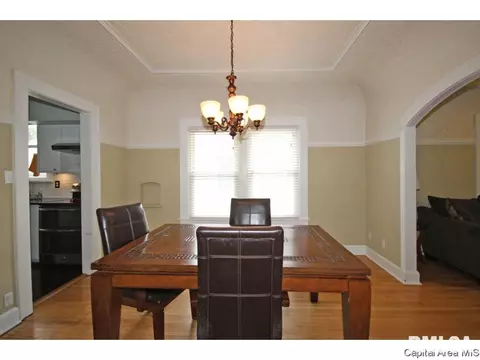 1744 S Douglas, Springfield, IL 62704 photo 5
