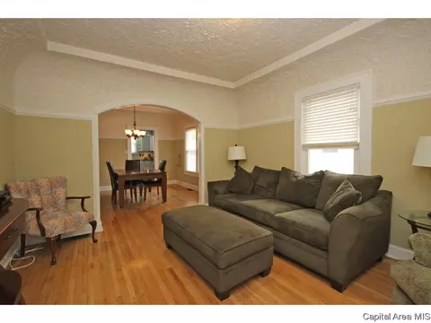1744 S Douglas, Springfield, IL 62704 photo 8