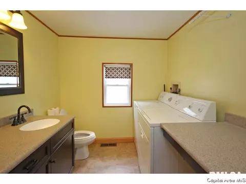 2027 N 19th, Springfield, IL 62702 photo 15