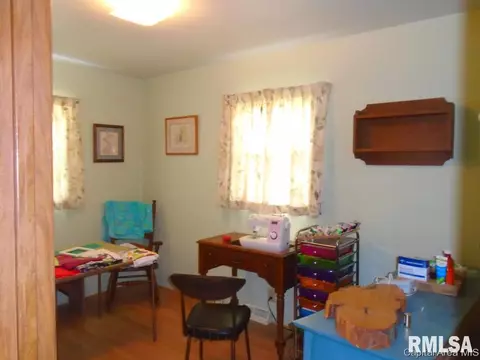 208 Cherry St, Abingdon, IL 61410 photo 14