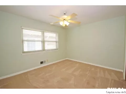 2152 S Walnut, Springfield, IL 62704 photo 20