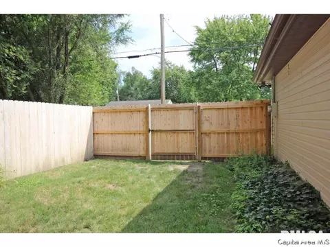 2152 S Walnut, Springfield, IL 62704 photo 29