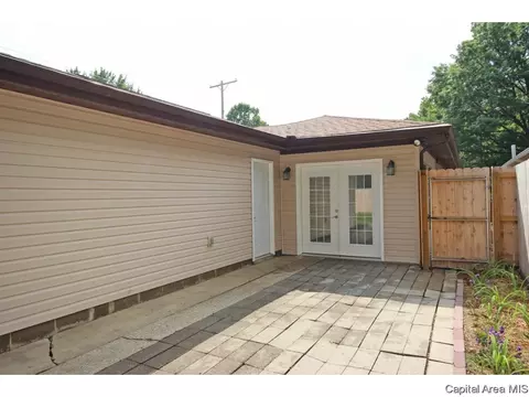 2152 S Walnut, Springfield, IL 62704 photo 27