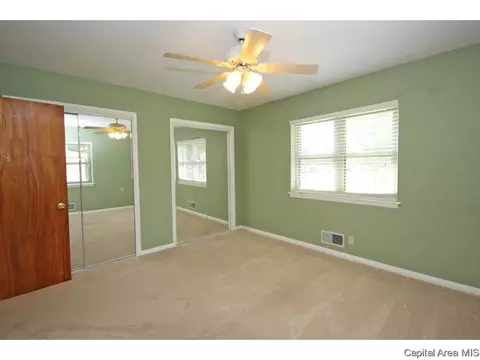 2152 S Walnut, Springfield, IL 62704 photo 15