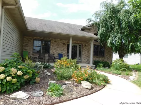 6805 Ninebark Dr, Springfield, IL 62712 photo 2