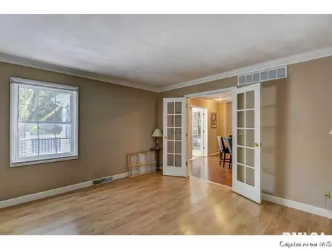 2 White Oak Rd, Springfield, IL 62711 photo 12