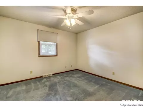 3029 Selkirk Rd, Springfield, IL 62702 photo 16