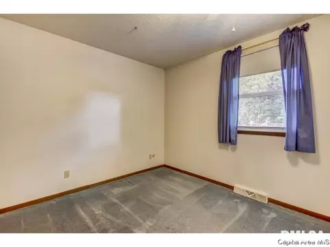 3029 Selkirk Rd, Springfield, IL 62702 photo 24