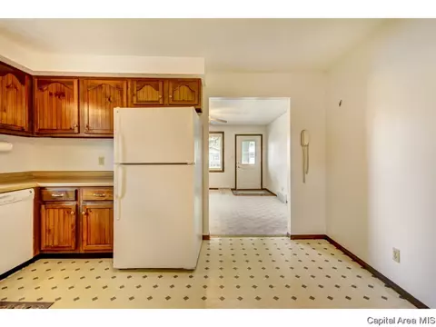 3029 Selkirk Rd, Springfield, IL 62702 photo 10