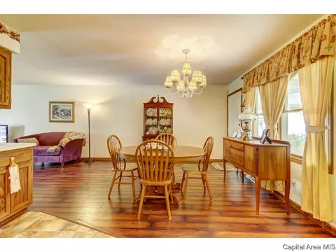 3050 Cascade Dr, Springfield, IL 62704 photo 7