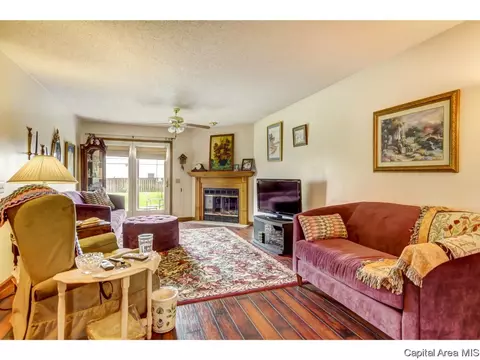 3050 Cascade Dr, Springfield, IL 62704 photo 14