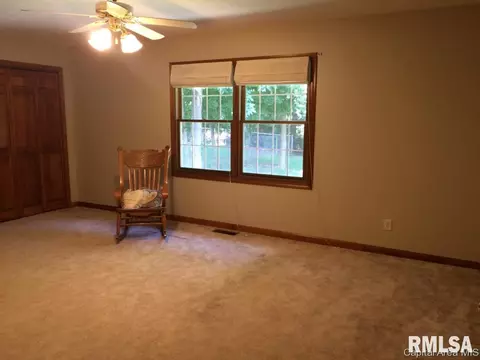 4033 Hazelbrook Dr, Springfield, IL 62711 photo 13