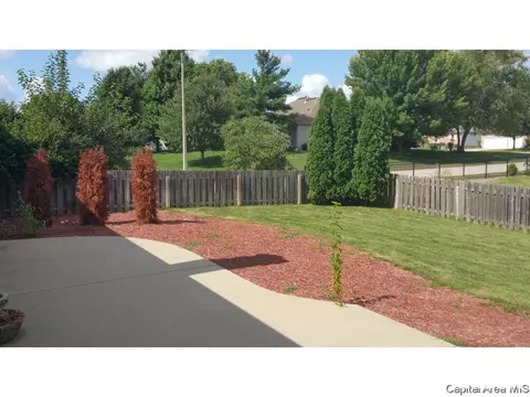 7400 Piper Glen Dr, Springfield, IL 62711 photo 8