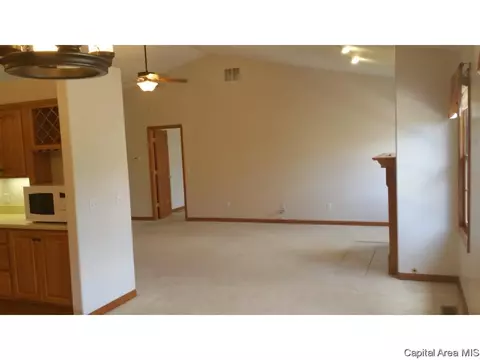 7400 Piper Glen Dr, Springfield, IL 62711 photo 17