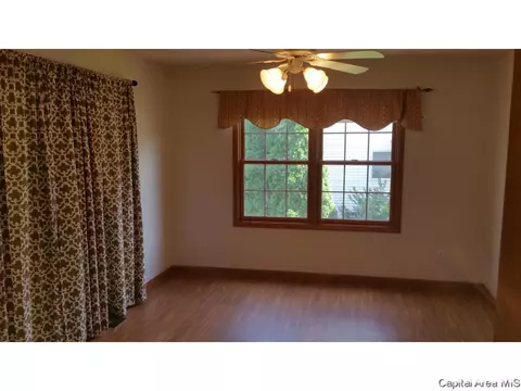 7400 Piper Glen Dr, Springfield, IL 62711 photo 9
