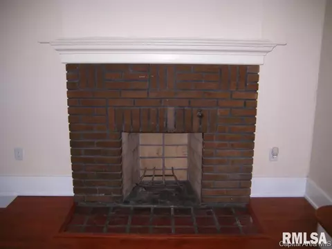 1833 S Lowell, Springfield, IL 62704 photo 6