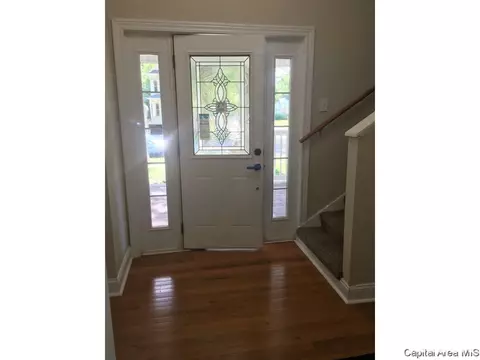 1030 N 4th St, Springfield, IL 62702 photo 3