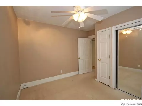 2137 Lowell Ave, Springfield, IL 62704 photo 10