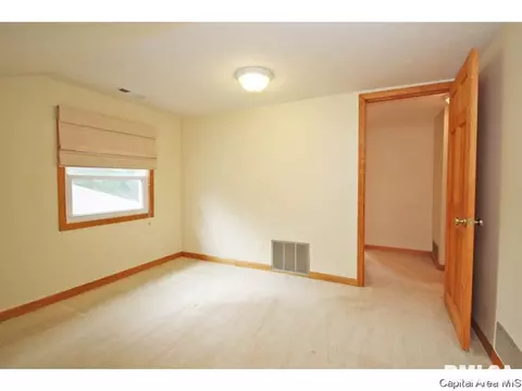 2137 Lowell Ave, Springfield, IL 62704 photo 19