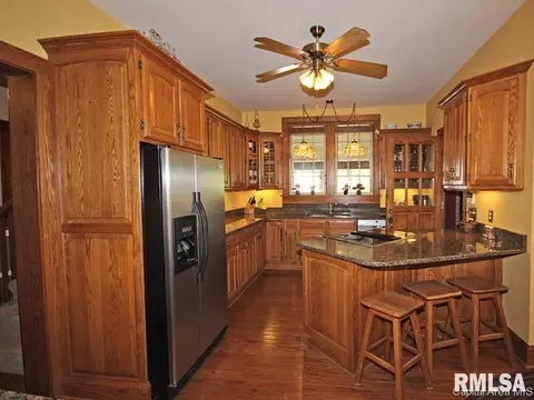 901 Williams Blvd, Springfield, IL 62704 photo 6