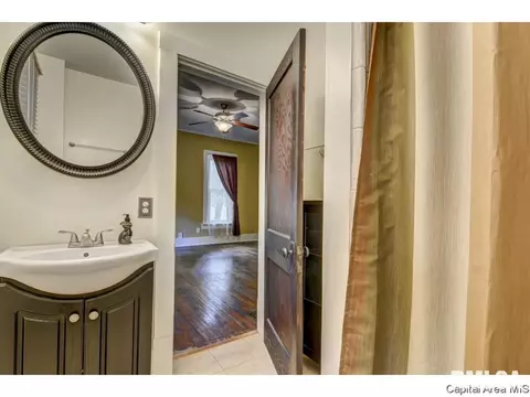 331 S Douglas Ave, Springfield, IL 62704 photo 28