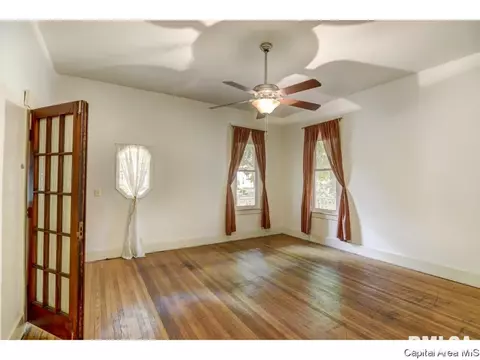 331 S Douglas Ave, Springfield, IL 62704 photo 21