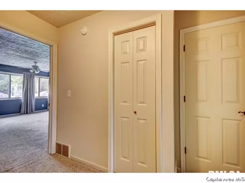 80 Country Pl, Springfield, IL 62703 photo 18