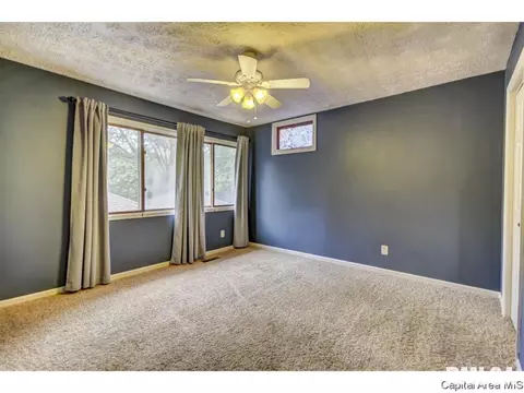 80 Country Pl, Springfield, IL 62703 photo 22