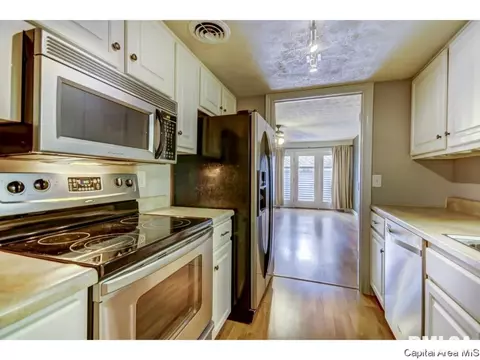 80 Country Pl, Springfield, IL 62703 photo 13