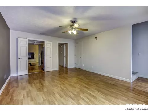 80 Country Pl, Springfield, IL 62703 photo 8