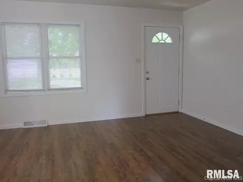 1108 Johnson Ln, Springfield, IL 62702 photo 6