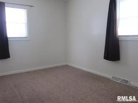 1108 Johnson Ln, Springfield, IL 62702 photo 13