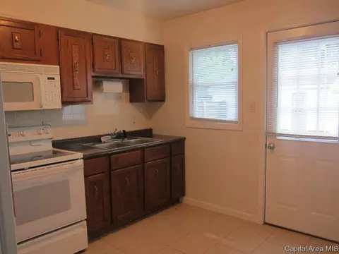 1108 Johnson Ln, Springfield, IL 62702 photo 11