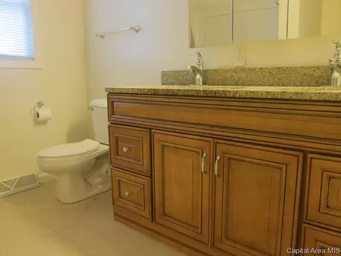 1108 Johnson Ln, Springfield, IL 62702 photo 15