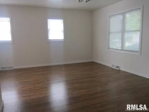 1108 Johnson Ln, Springfield, IL 62702 photo 7