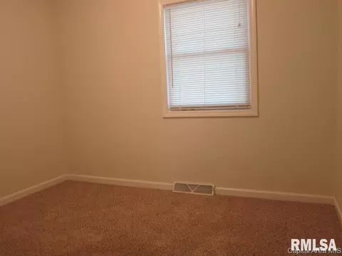 1108 Johnson Ln, Springfield, IL 62702 photo 14