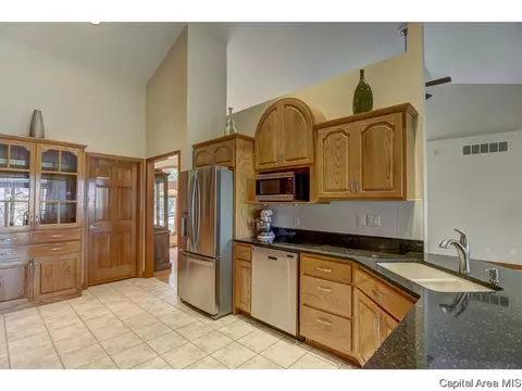 3613 Sundance, Springfield, IL 62711 photo 7