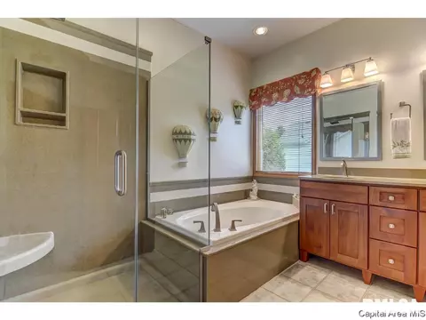 3613 Sundance, Springfield, IL 62711 photo 5