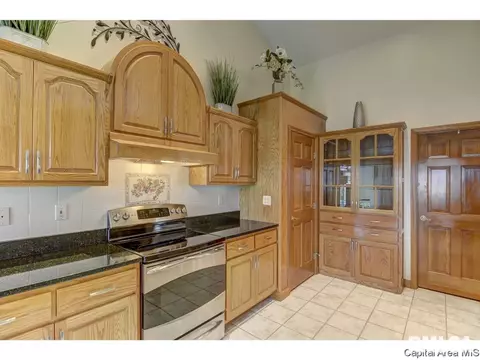 3613 Sundance, Springfield, IL 62711 photo 8