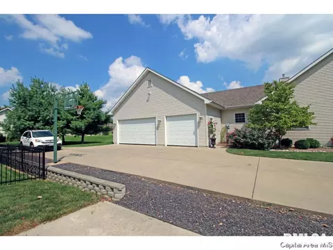 2225 Huntleigh Rd, Springfield, IL 62704 photo 2