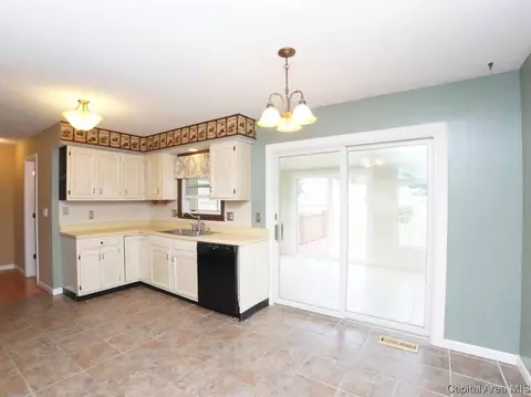 229 Walnut Valley Dr, Springfield, IL 62707 photo 32