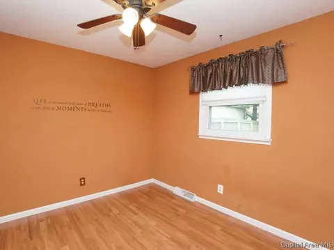 229 Walnut Valley Dr, Springfield, IL 62707 photo 23