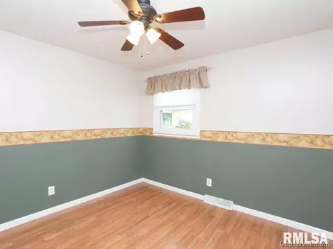 229 Walnut Valley Dr, Springfield, IL 62707 photo 19