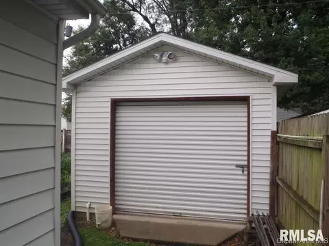 2308 S 7th, Springfield, IL 62703 photo 2