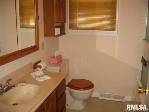 2802 S 11th, Springfield, IL 62703 photo 3