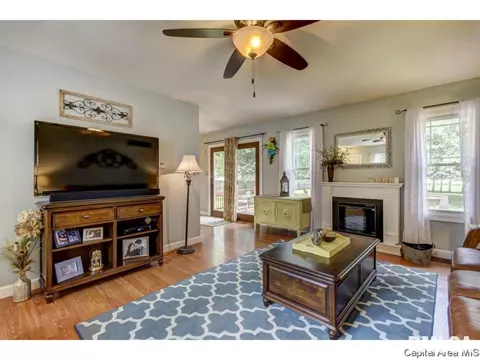67 Walnut Valley Dr, Springfield, IL 62707 photo 14