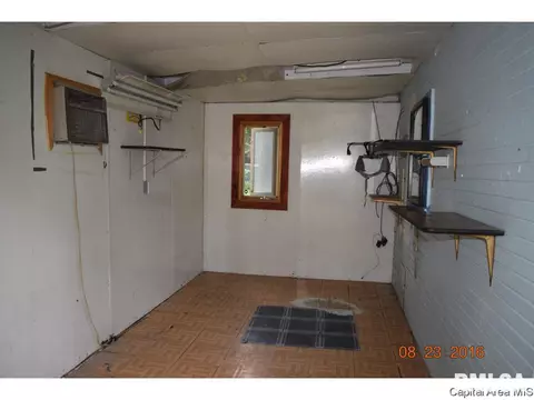 1704 S 8th, Springfield, IL 62703 photo 6