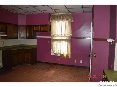 1704 S 8th, Springfield, IL 62703 photo 5