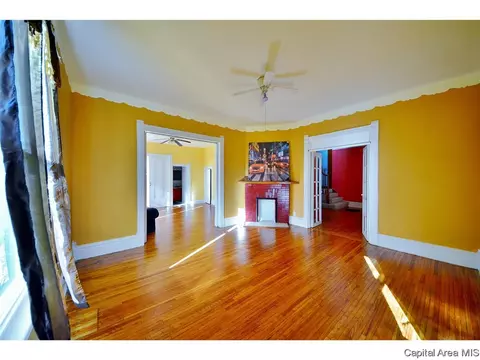 333 S State St, Springfield, IL 62704 photo 3